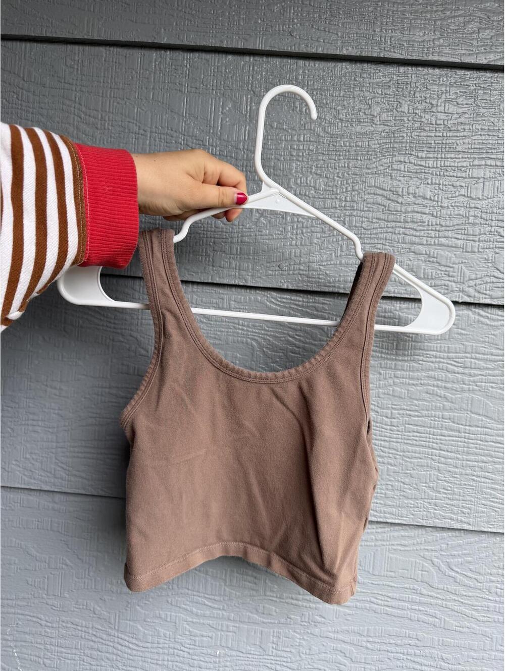 Contour by Pacsun Brown Scoop Neck Crop Tank Top XS